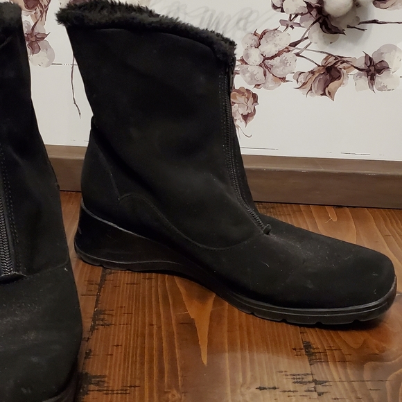 Naturalizer Black Suede Boots - Picture 2 of 8